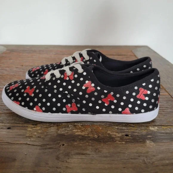 Minnie Mouse Fashion Lace Up Fashion Sneakers - Picture 2 of 10